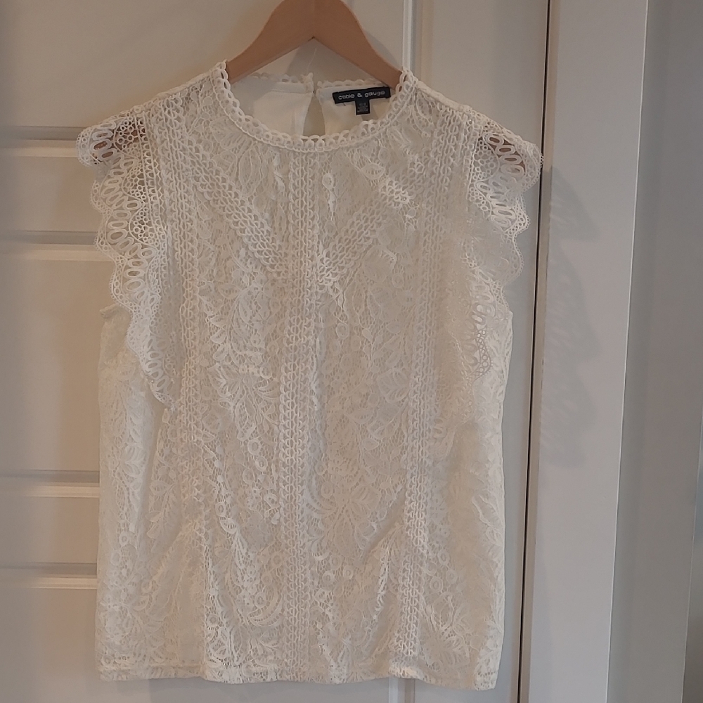 Cable & Gauge Lace Top. Size M